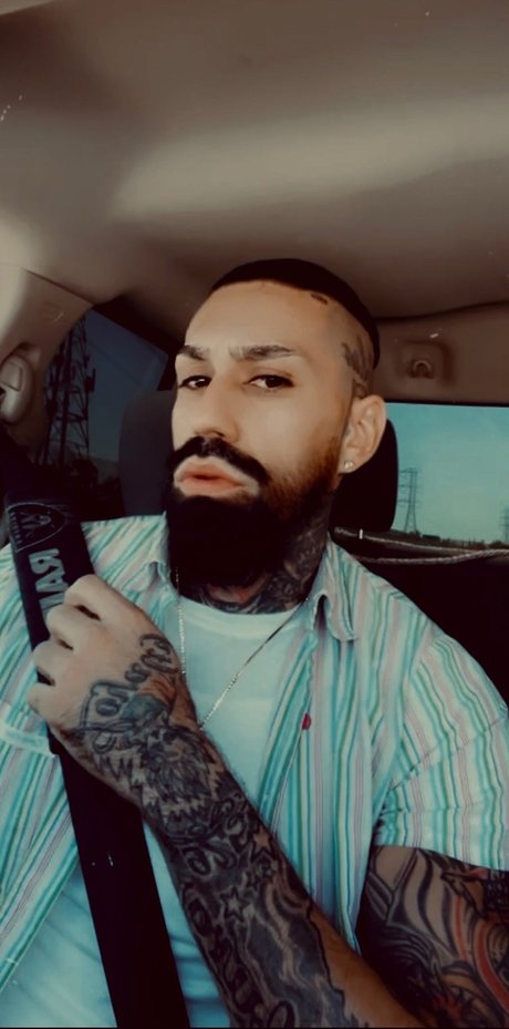 RubbeRipper9 pornstar erotic img