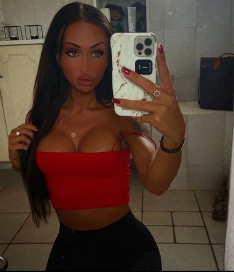 Sabrinacelinakruse beautiful star picture