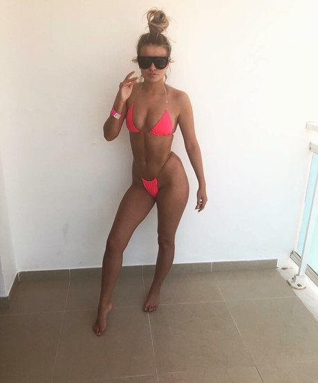 arab wife onlyfans exclusive images