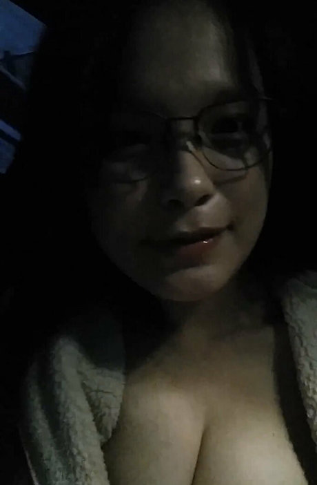 lucy830208 model sex galleries