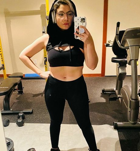 Rebecca Ford pretty model gallery