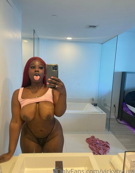 vickyhyuga hot star gallery