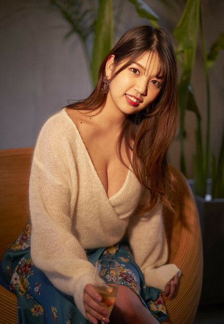 Aoi Fujino model porn pictures