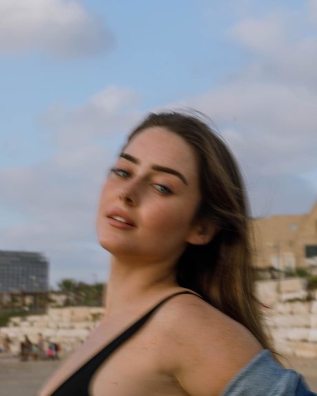 dirty onlyfans beautiful photo