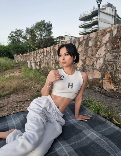 blonde young onlyfans hot images