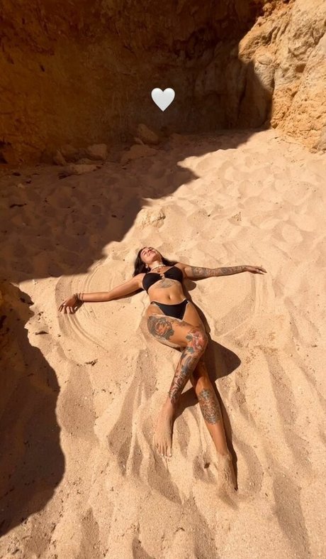 janadeoliveira_ star adult image
