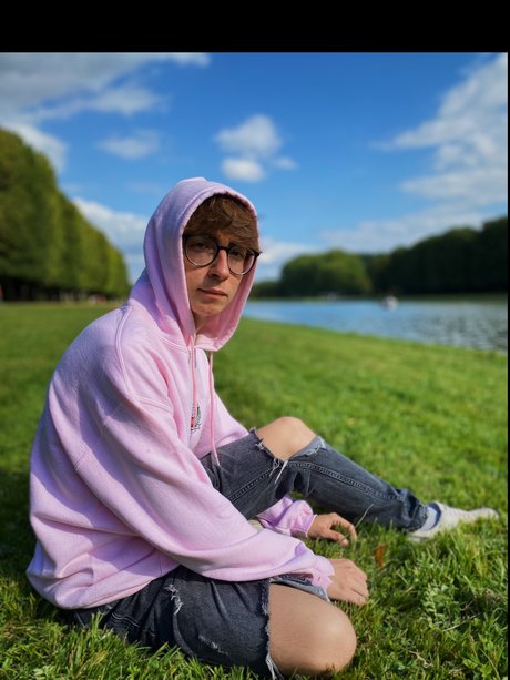 justme pretty pornstar photo