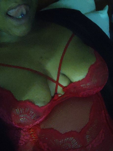 Juicy Kandy art model pic