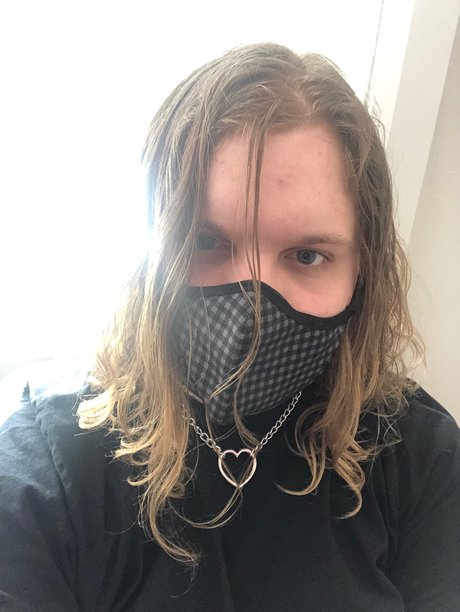 zim nice model photo