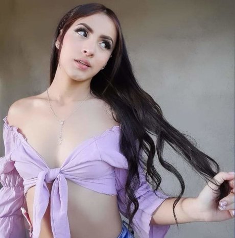 Maria Gaviria model hot images