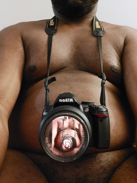 Freaky Photographer star perfect photos