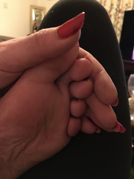 Fififeet art pornstar pictures