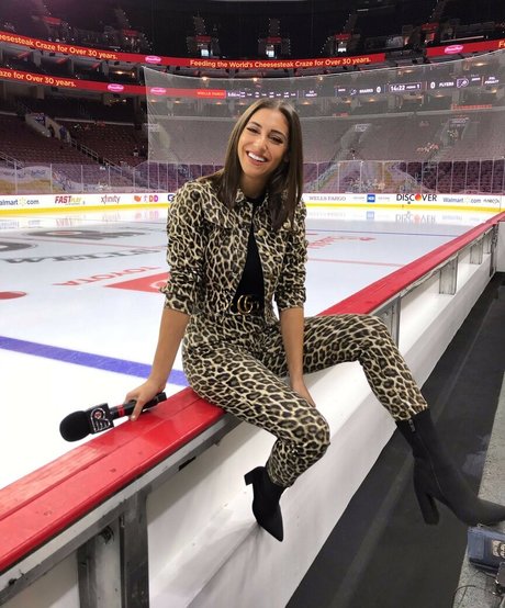 young asian onlyfans hd pic