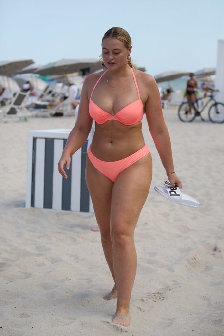 Iskra Lawrence best actress picture