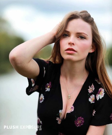 Ellie Littlechild hd actress photos