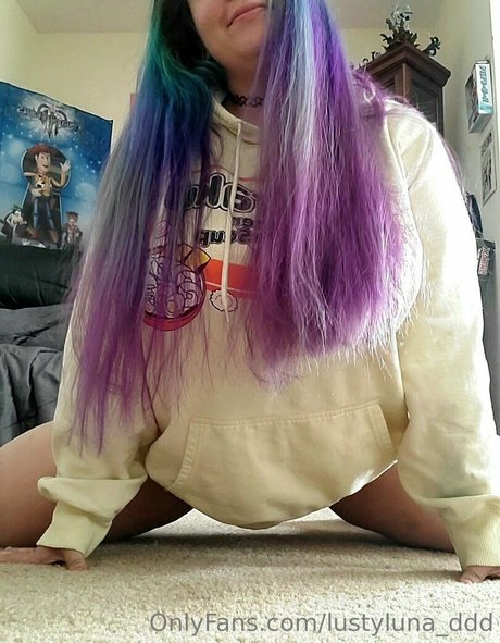 mature hairy pussy onlyfans beautiful pic