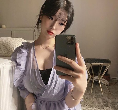 light onlyfans top gallery