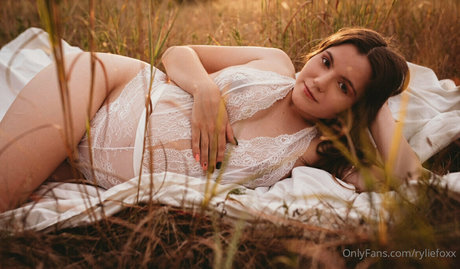 kitty wife onlyfans top galleries