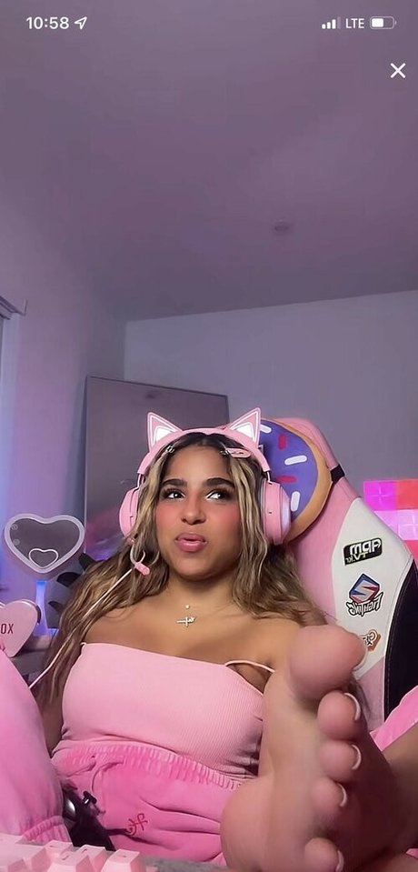 sucking cock onlyfans art nude pictures