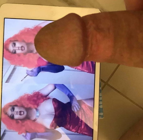 blonde midget onlyfans hot xxx picture