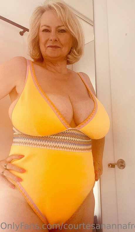 courtesanannafree pornstar gallery