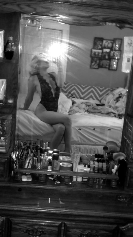 Georgia Love model nudes photo