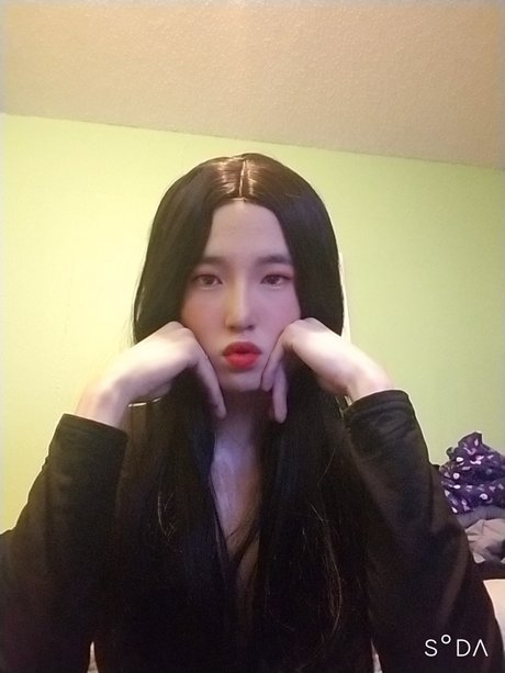 Sissy Lily_ free pornstar images