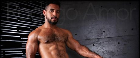 Rodrigo Amor XXL naked model image
