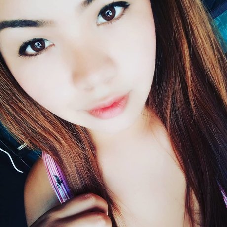 Sharais erotic pornstar image