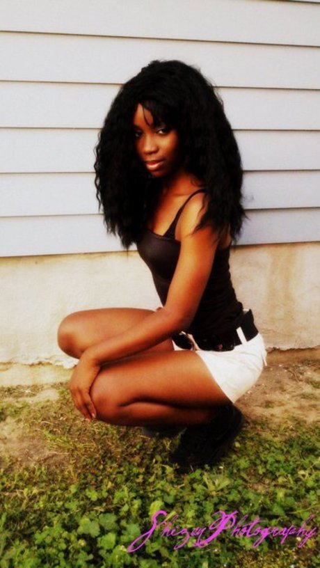 Dis Shorty Badd nude actress photos