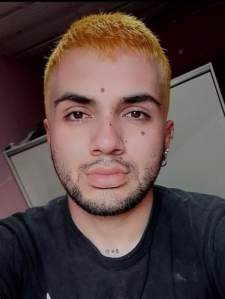 Lucas Rojas pretty actress picture