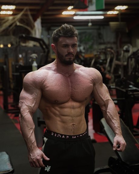 Mike Oxlong sex model pictures