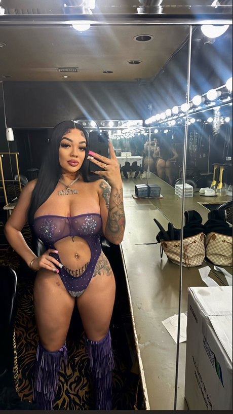 Mika amp amp Friends_ pornstar naked pictures