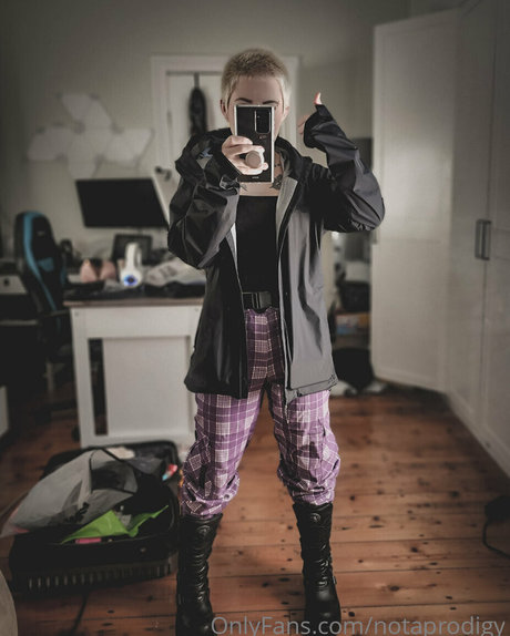 curvy star onlyfans sexy xxx pic