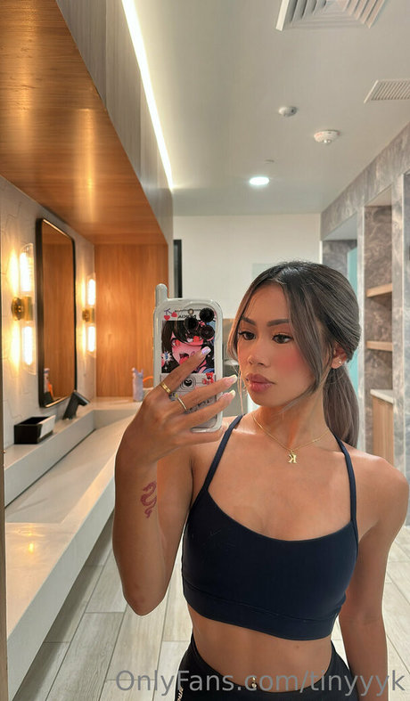 mom daughter onlyfans free pic