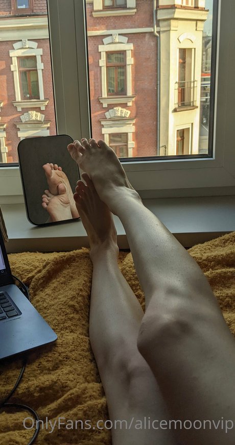 blonde muscle onlyfans sexy photos