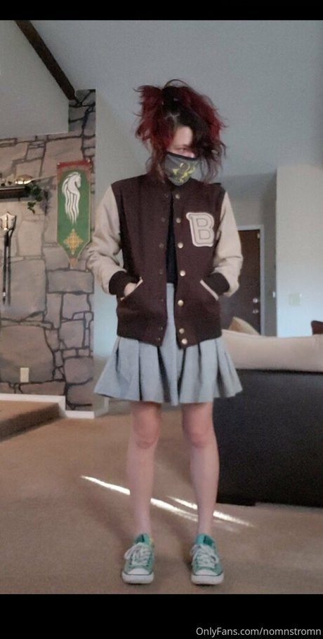 Nomnstromn pornstar adult picture