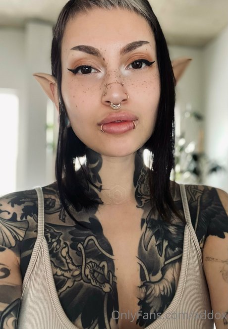 Addox star naked pics