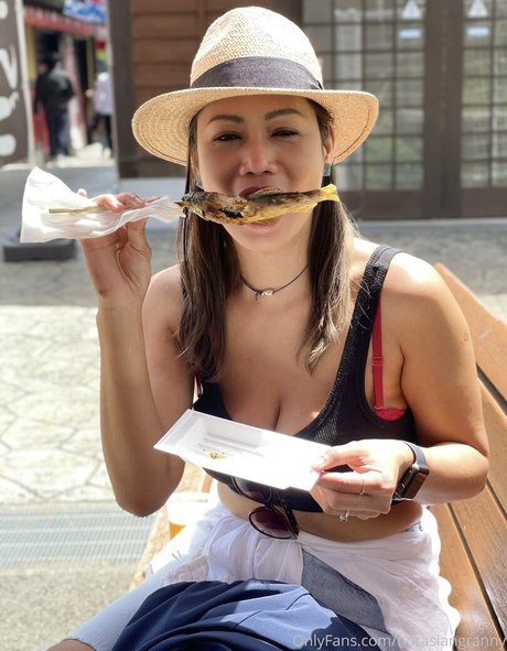 blonde teen pussy onlyfans erotic images