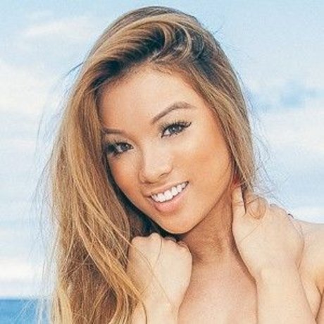 silicone onlyfans hot porn pic