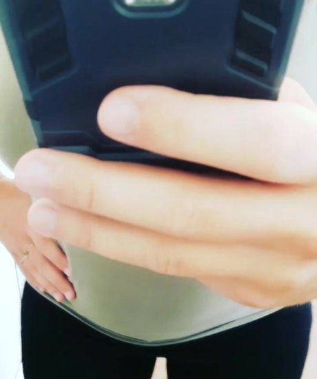 TheOnlyLuca nice actress pics