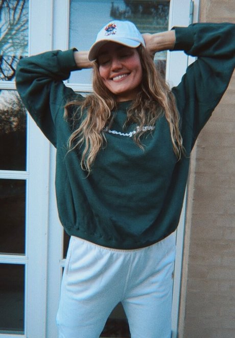 big tits riding onlyfans hd pics