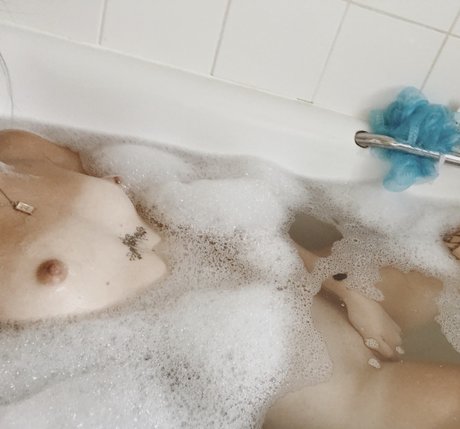 marie x pornstar img