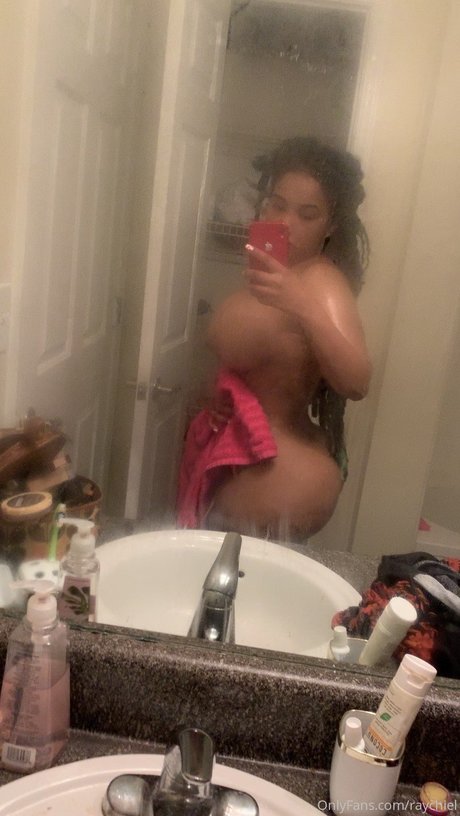 Raychiel nudes actress photo