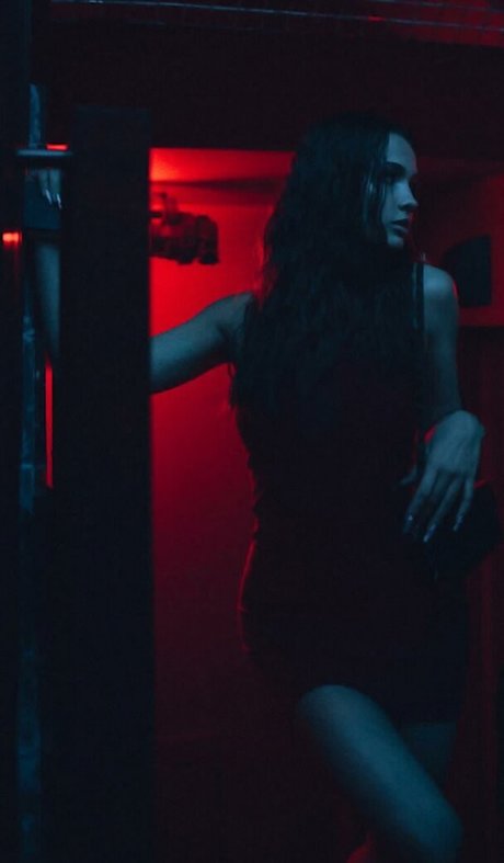 Valya Karnaval star adult galleries