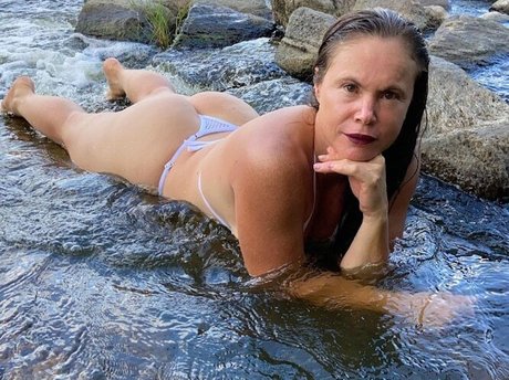 gloryhole wife onlyfans pornos pics