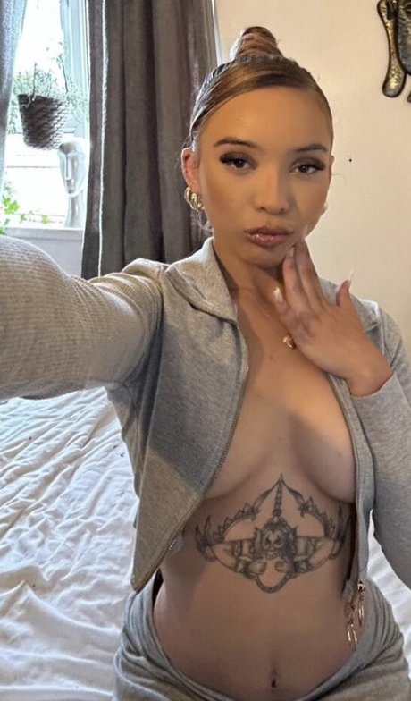 Tia Ivy_ model erotic gallery