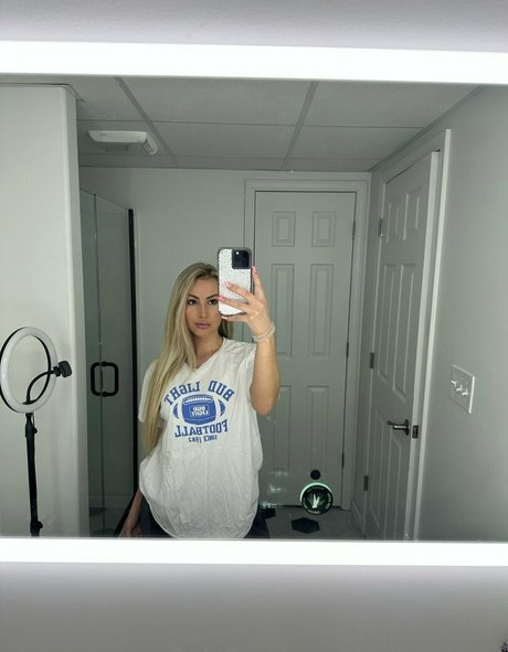 noelleeexoxo model sexy pictures