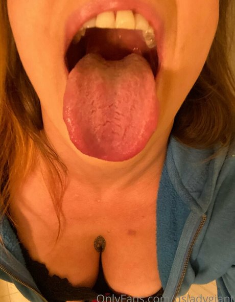 teen natural tits onlyfans hot naked img