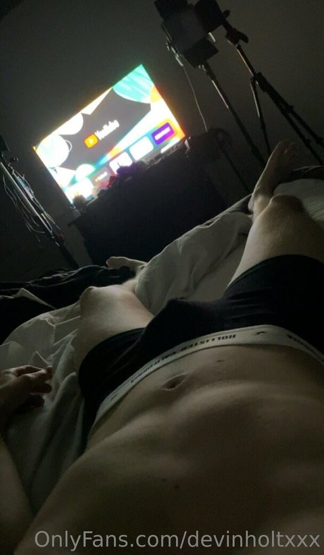 devinholtxxx model nudes archive